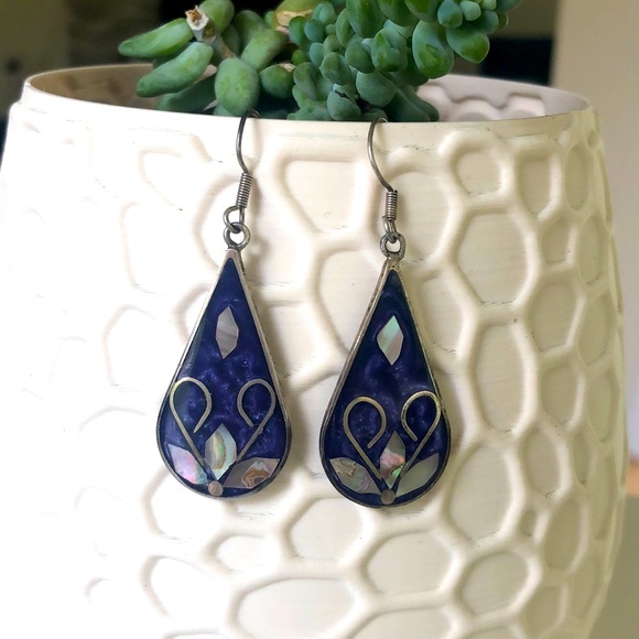 Shell earrings